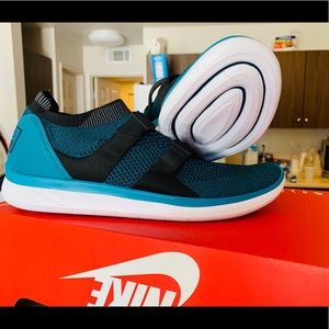 kyrspeedy nike dunks